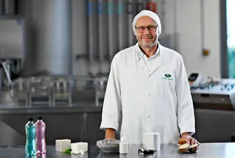 Clientes e associações setoriais